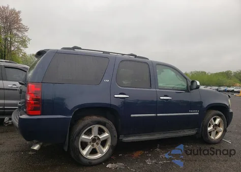 2009 Chevrolet Tahoe K1500 Ltz из США, поврежденный, VIN 1GNFK33009R277510